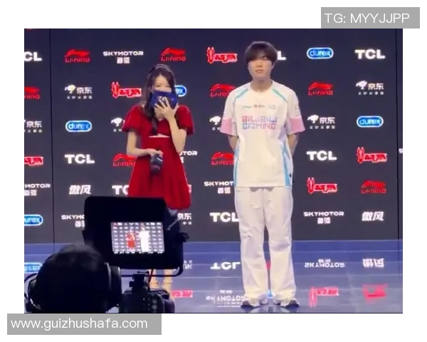 BLG在CSGO比赛中的经验之争引发热议与讨论